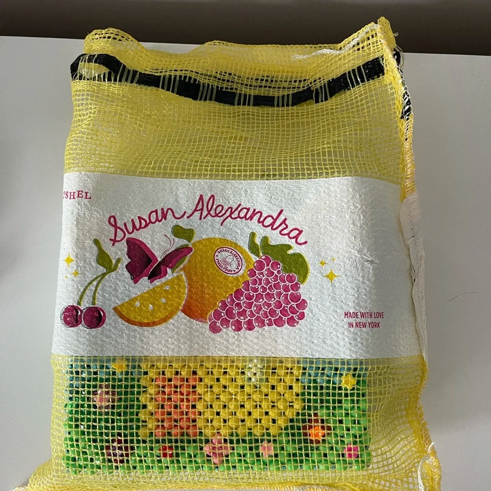 Colorful Beaded Handbag with House Design - Picture 3 of 3